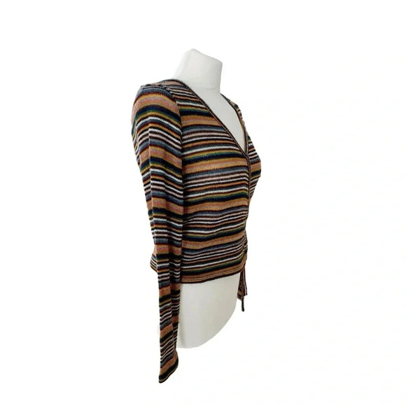 Live In The Moment || Multi Wrap Sweater Knit M - Picture 2 of 6